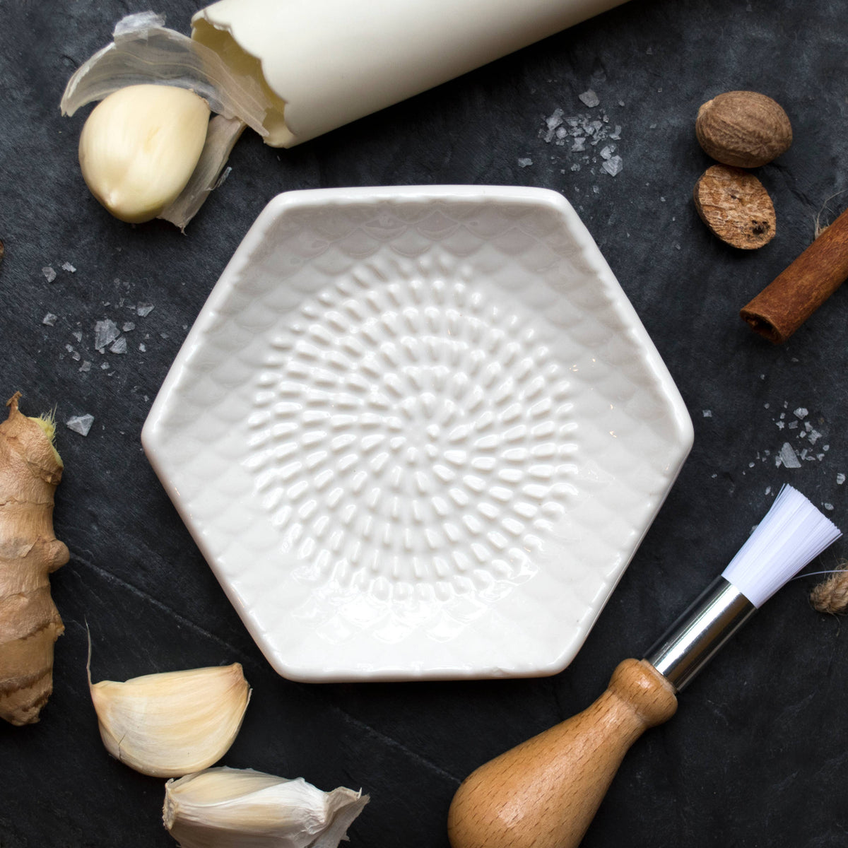Ceramic Garlic Grater, 3-Piece Set – White