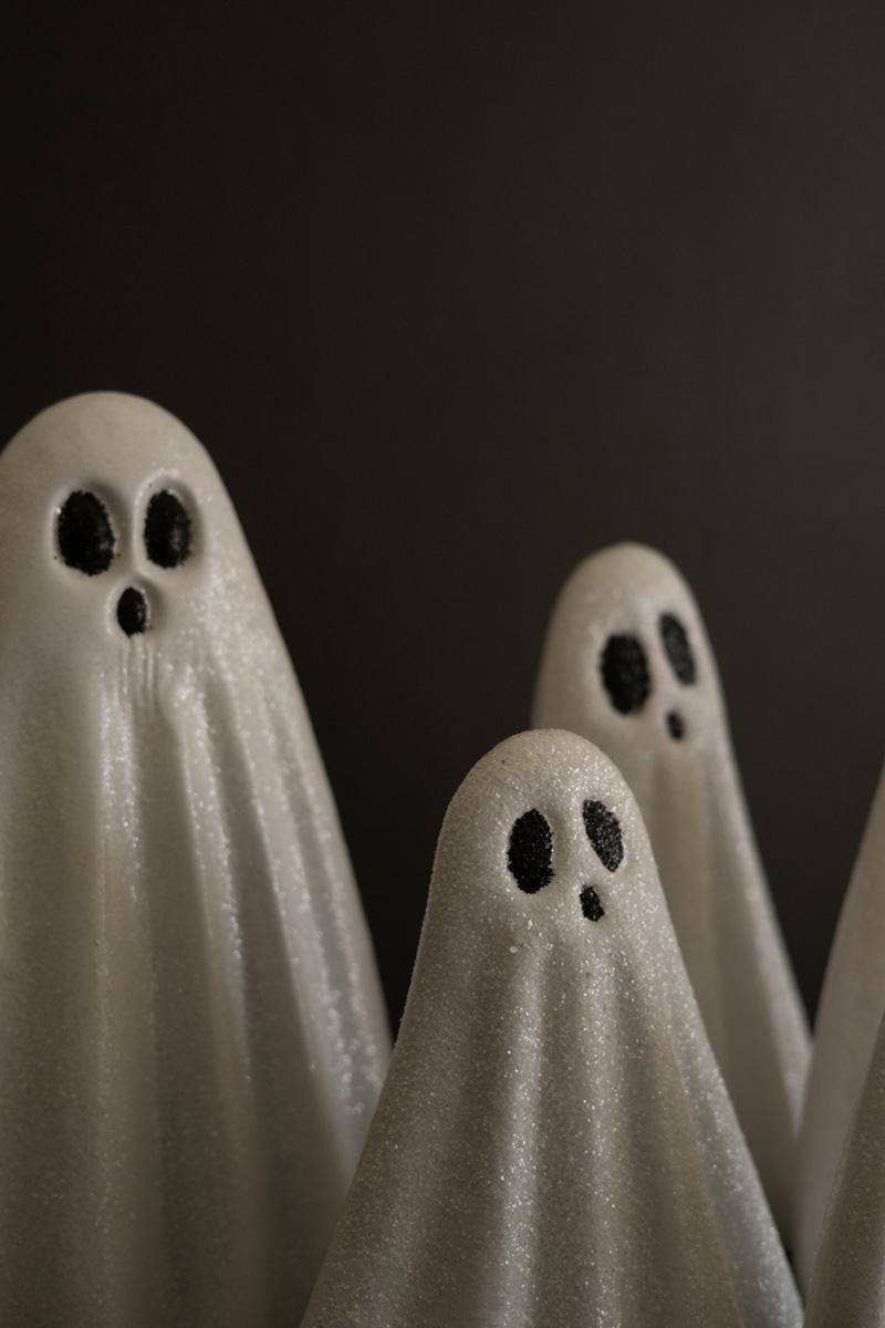 SET OF FIVE HALLOWEEN GHOSTS