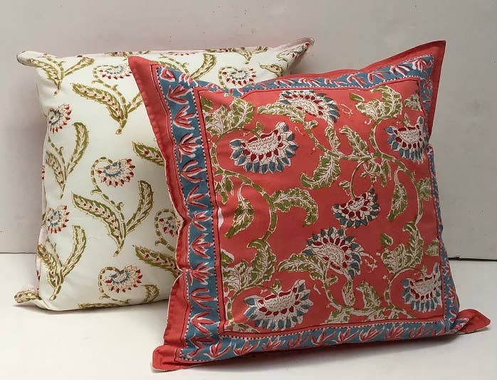 Pillow printed 18"X18" Jenny Rose 2725A