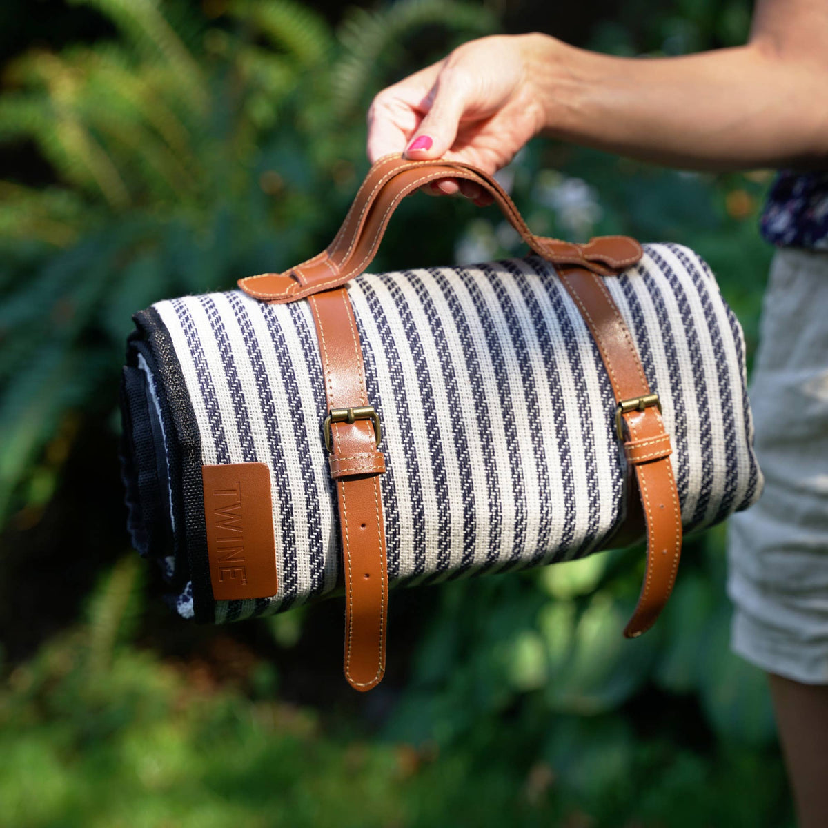Waterproof Picnic Blanket w Genuine Leather Carrying Straps