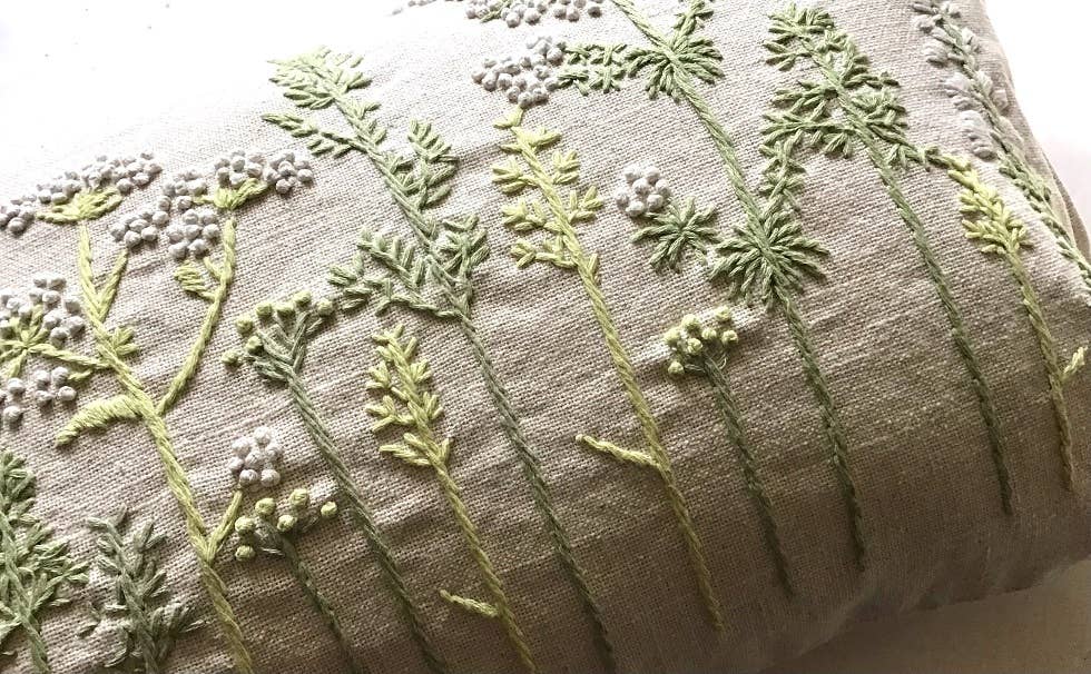 Pillow Applique/Embo 12x20" Meadow Green