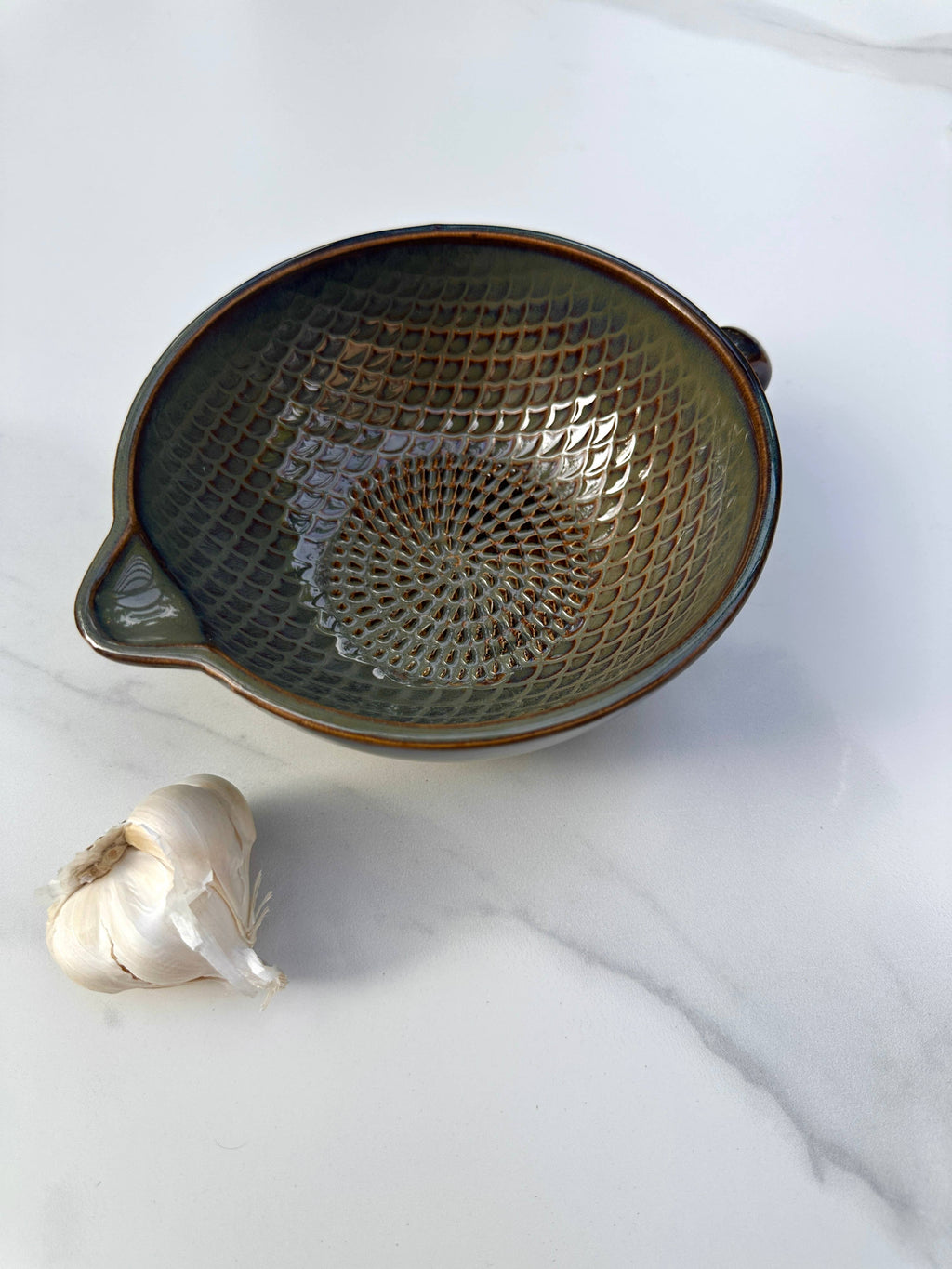 Ceramic Grating Bowl - Tortoise