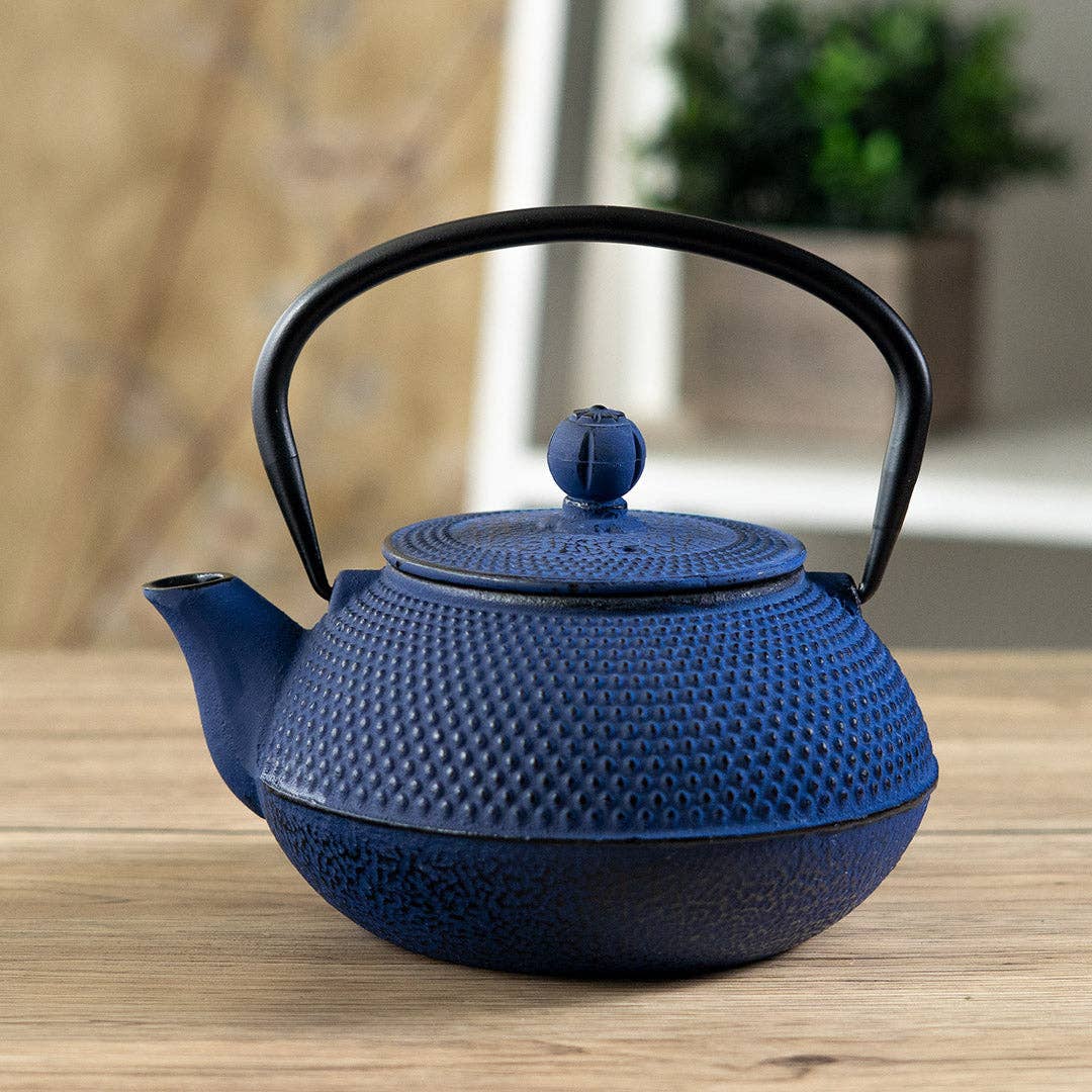 Navy Blue Hobnail Design 27oz Cast Iron Tea Pot (1/8)