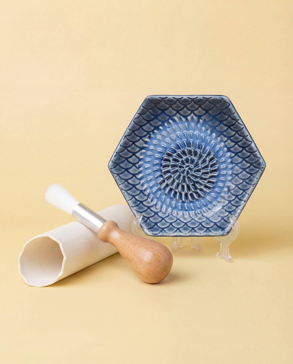 Ceramic Garlic Grater Plate + Peeler & Brush - Blue Tie Dye