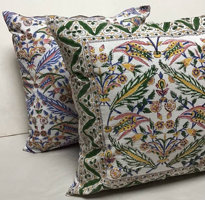Pillow Printed 18" x 18" Victoria & Al